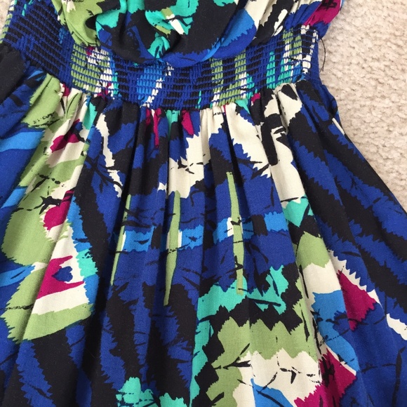 Aztec Ruffle Tunic Top - Picture 4 of 8